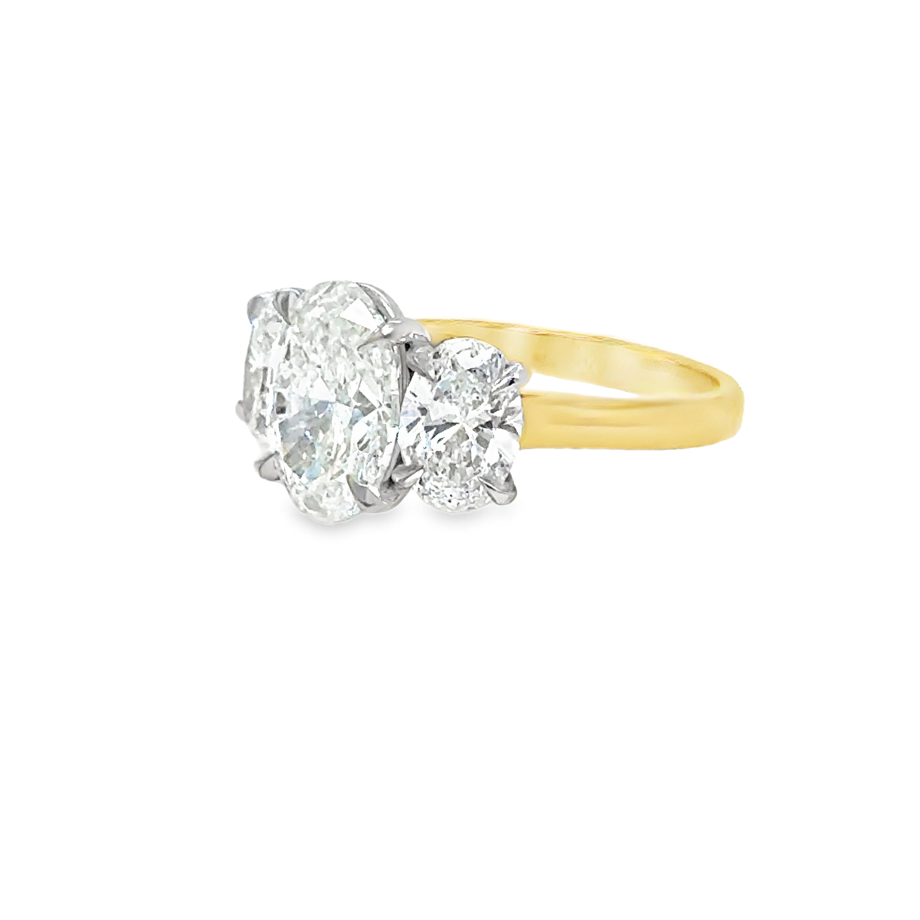 5.04ct Trilogy Oval diamond 18k white gold Ring