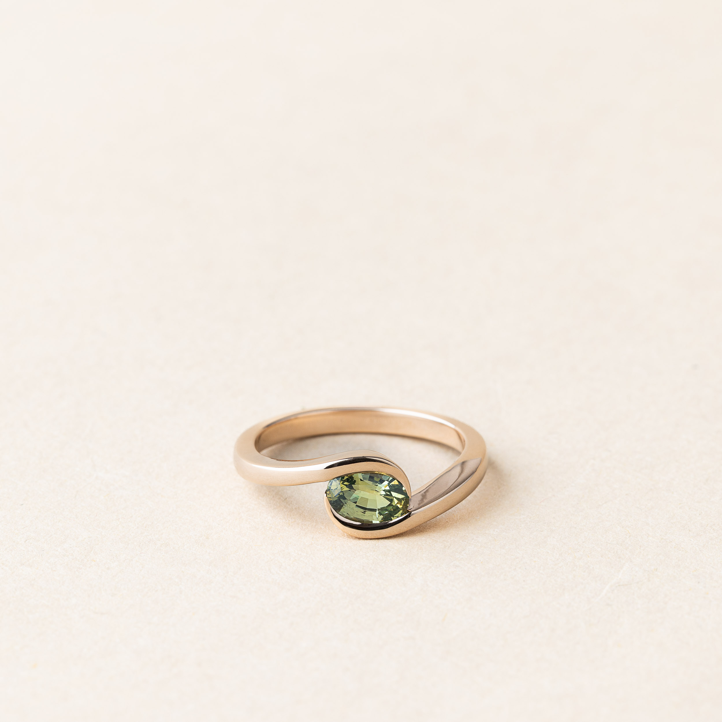 Bague saphir vert – Uhabia