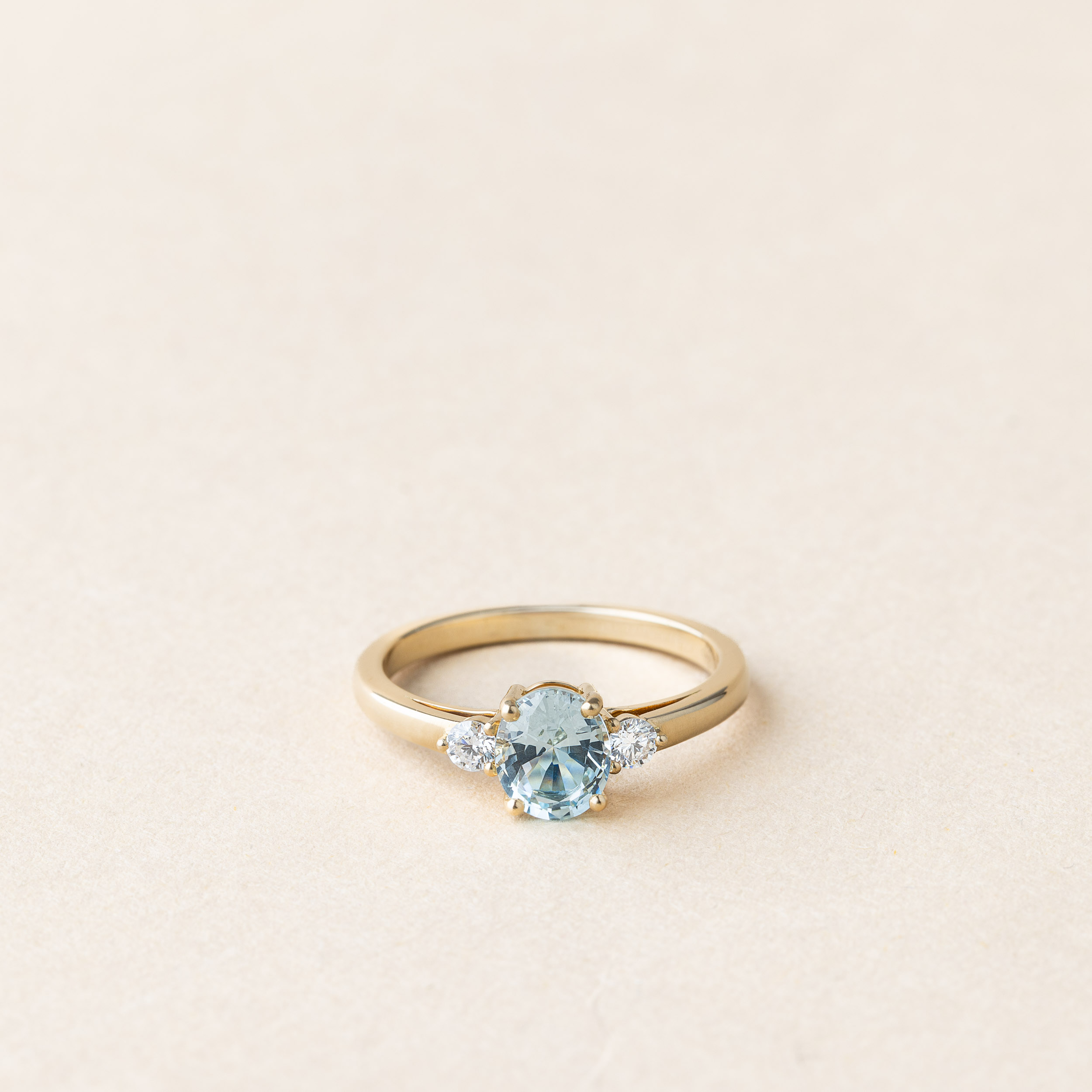 Bague aigue-marine et diamants – Manon