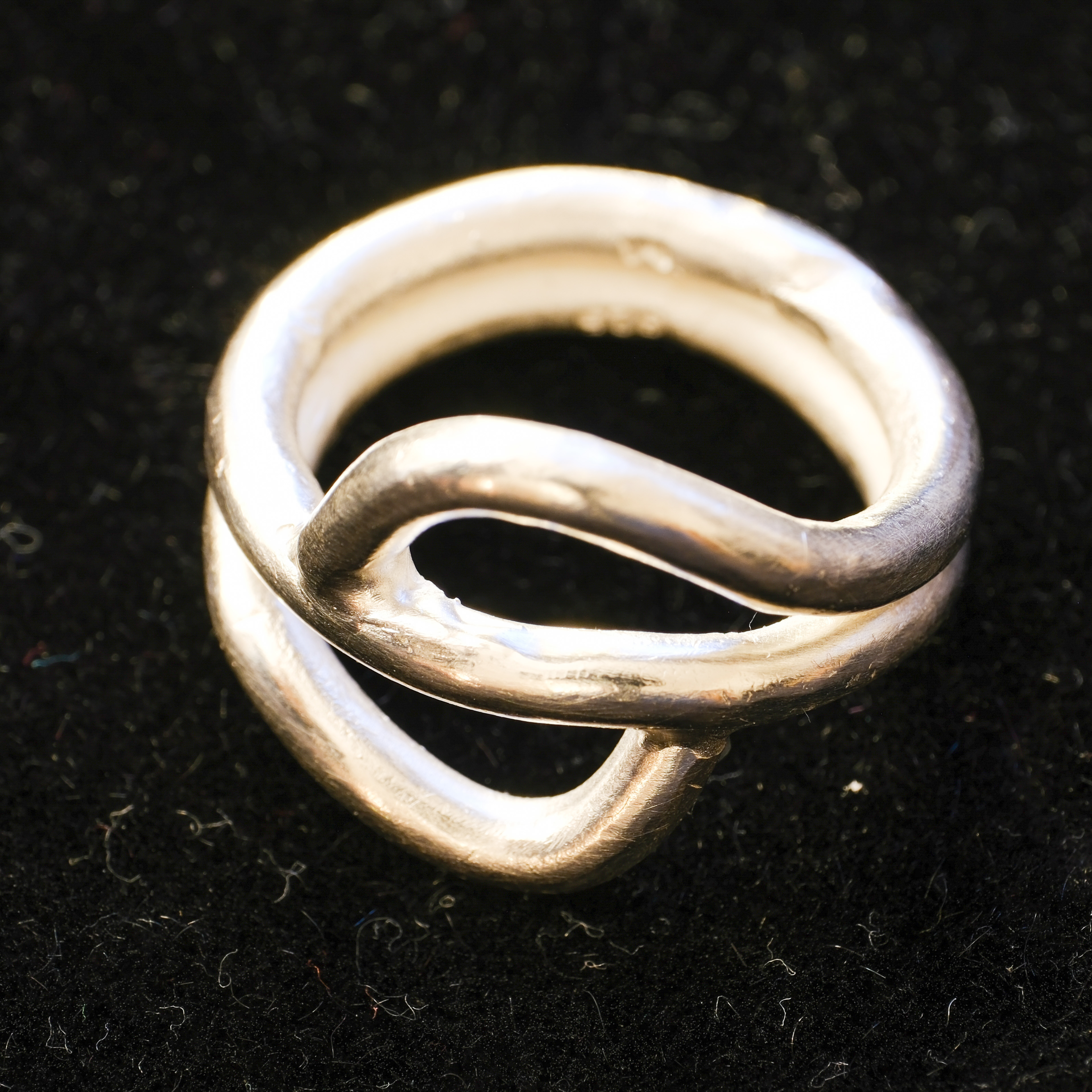 Ring wave