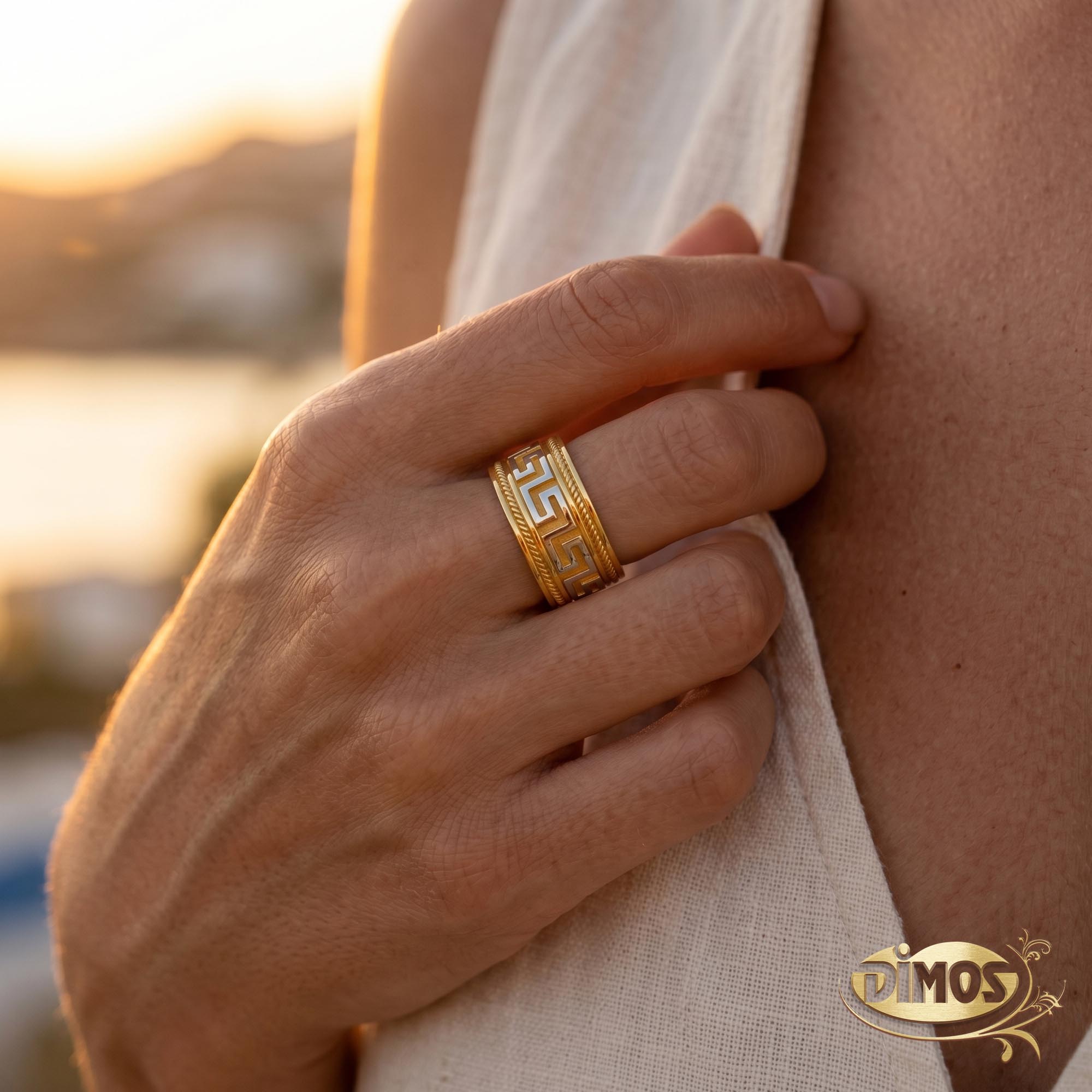 18k Two Tone Gold Unisex Meander Band